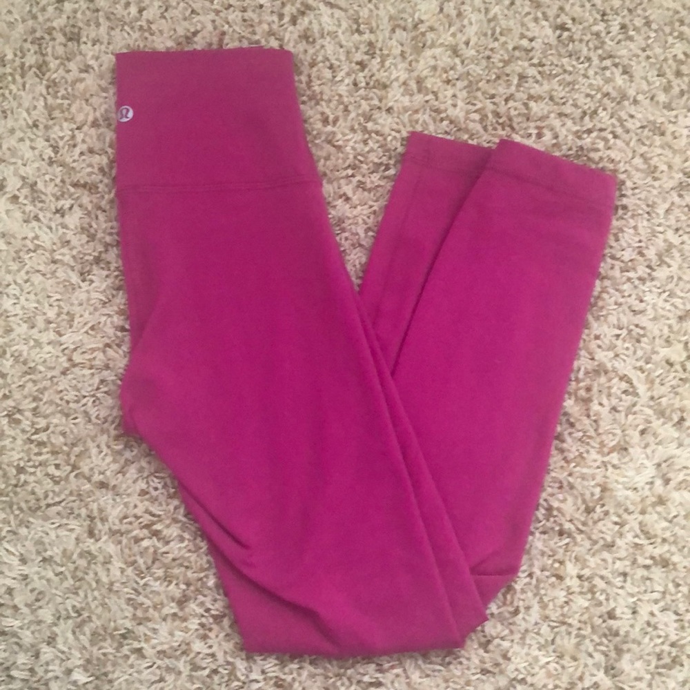 Lululemon Wunder Under 23” Deep Fuchsia